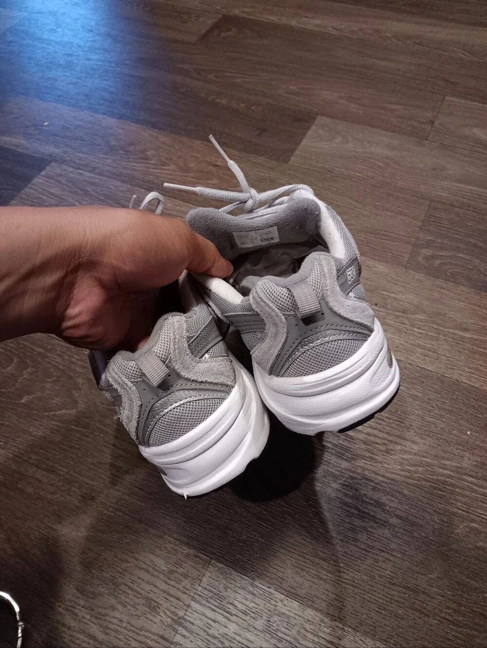 New Balance Women's Gray Mesh & Suede Sneakers Unisex Sz 7.5 Men 6